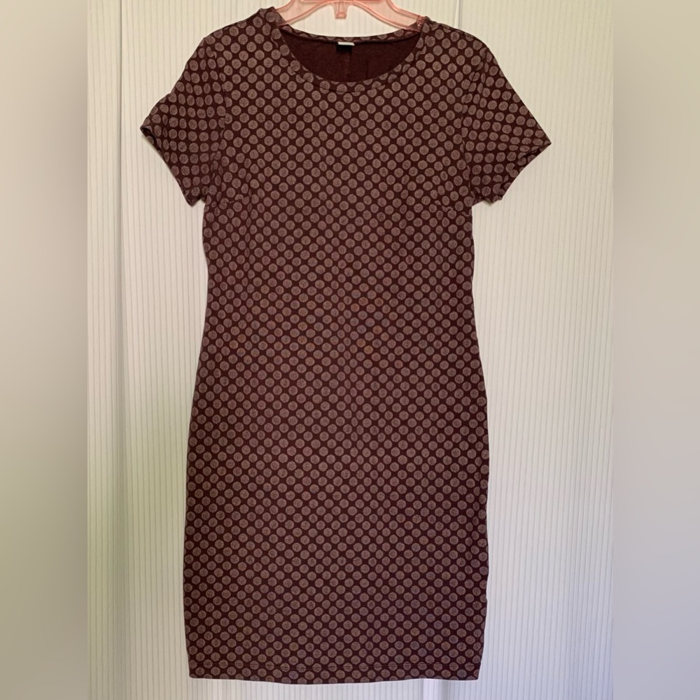 Old Navy Dotted Midi Length Dress Plum Color Stretchy  Fitted Small